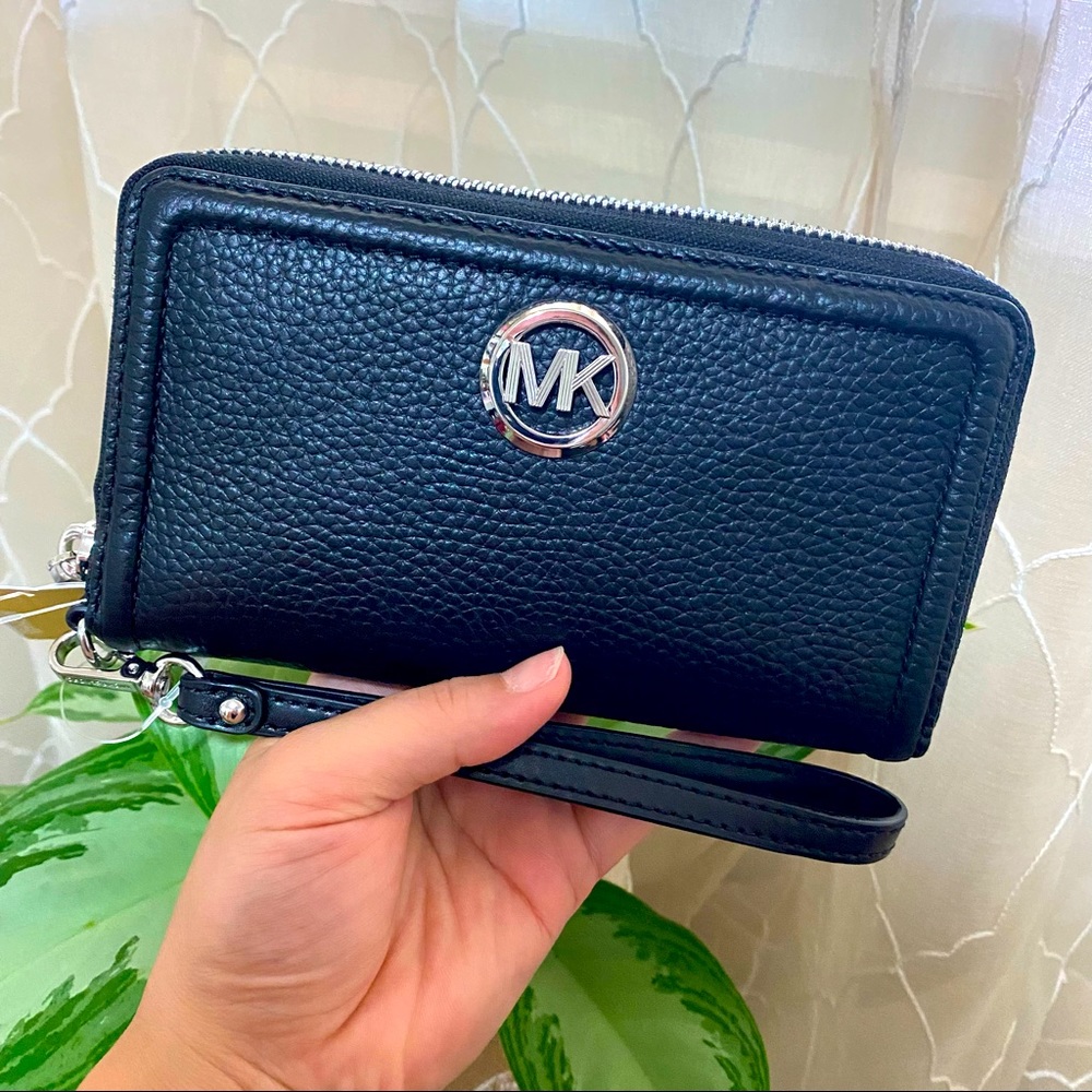 Michael Kors - Fulton wristlet wallet
